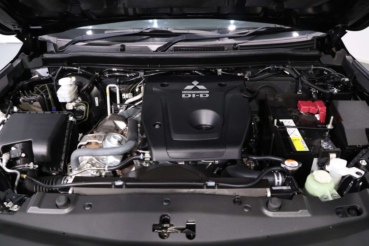 2022 Mitsubishi Pajero Sport GLS QF