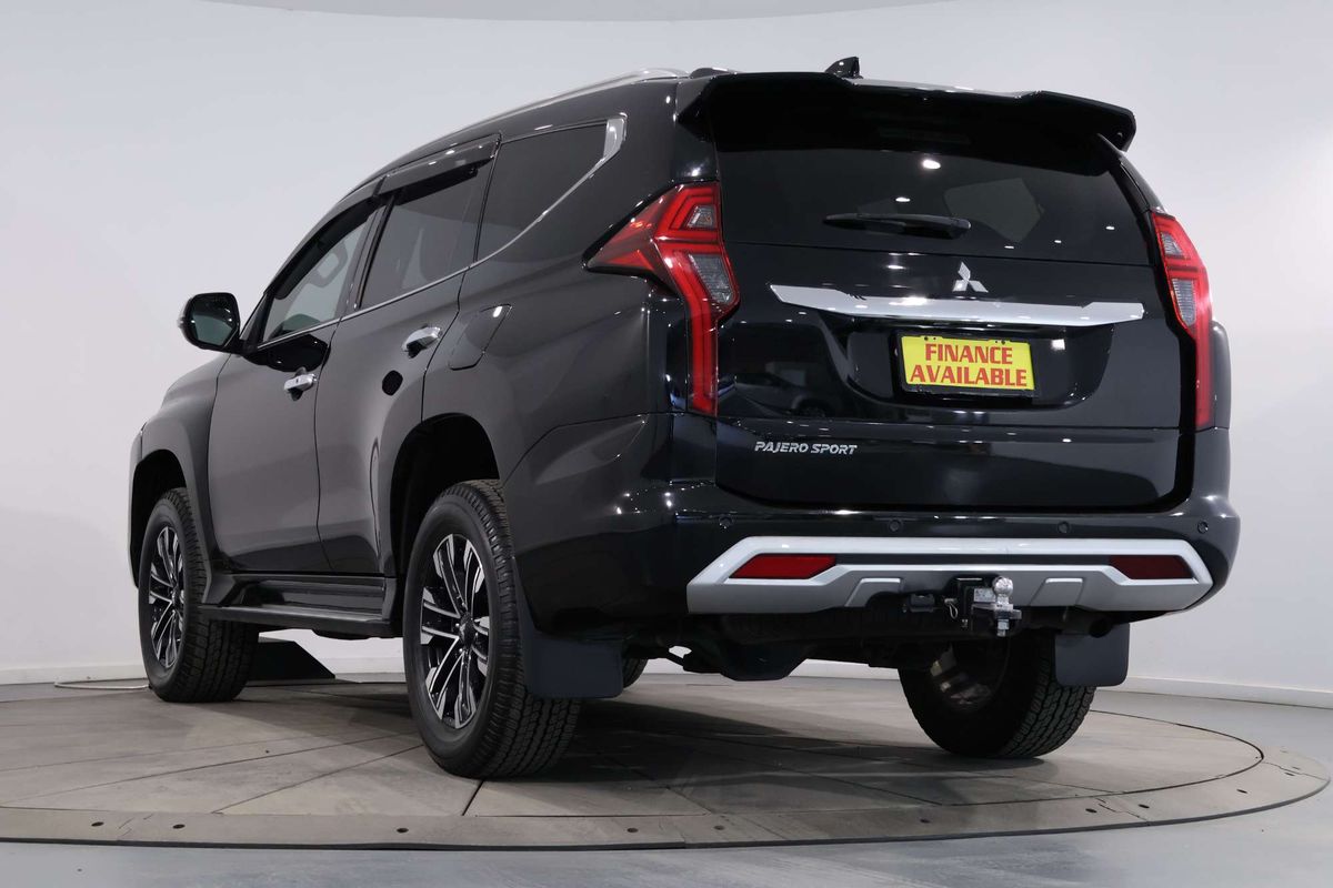 2022 Mitsubishi Pajero Sport GLS QF