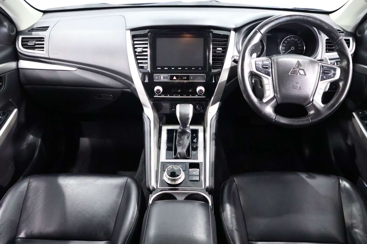 2022 Mitsubishi Pajero Sport GLS QF