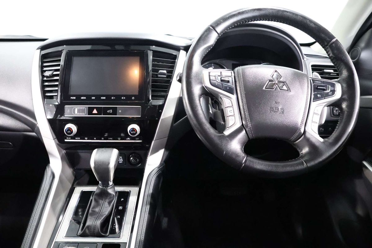 2022 Mitsubishi Pajero Sport GLS QF