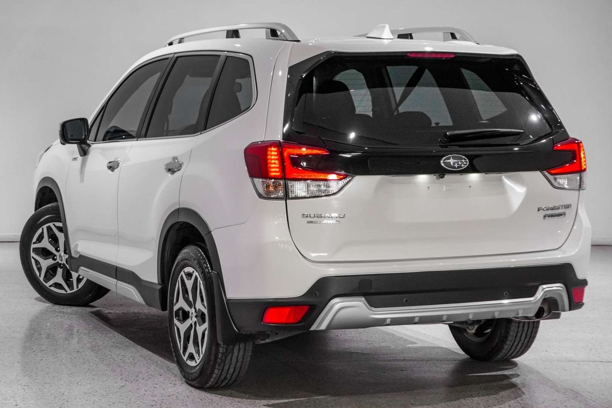 2022 Subaru Forester Hybrid L S5