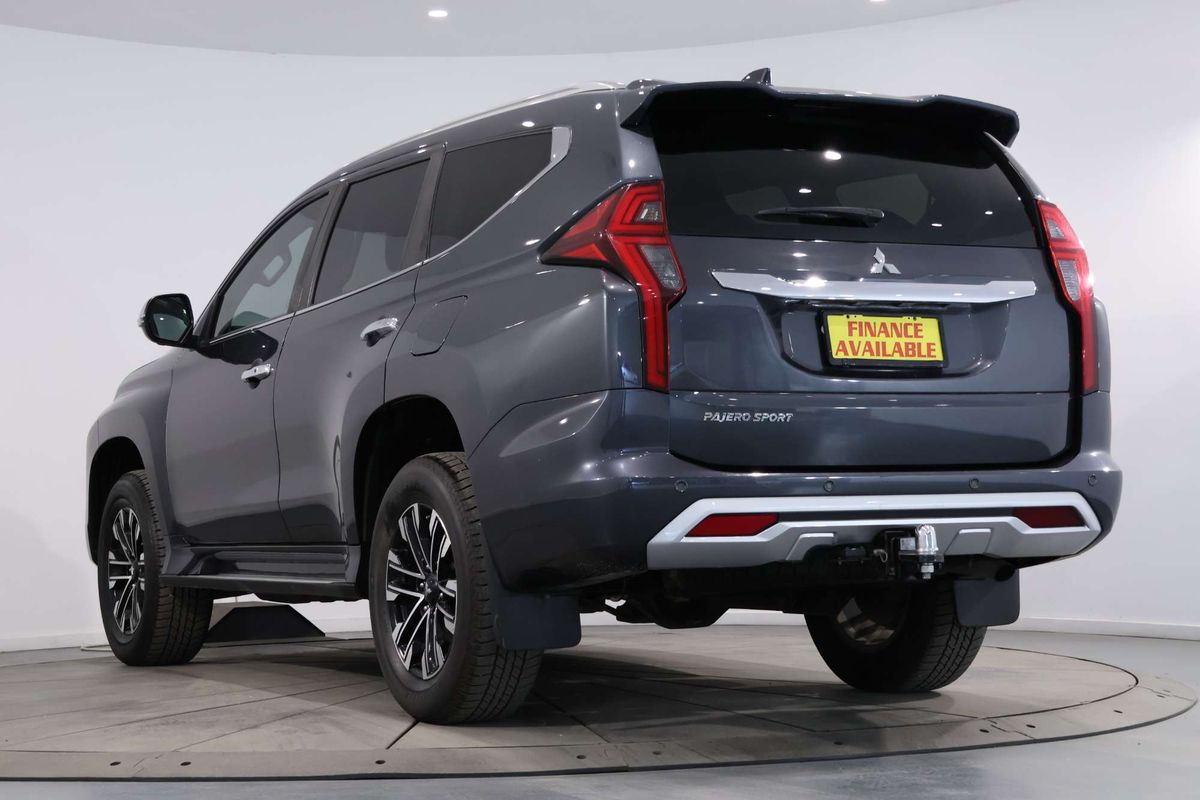 2022 Mitsubishi Pajero Sport GLS QF
