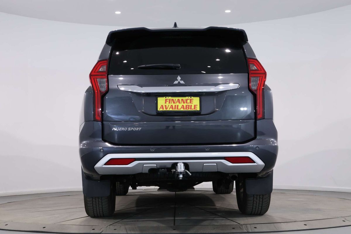 2022 Mitsubishi Pajero Sport GLS QF
