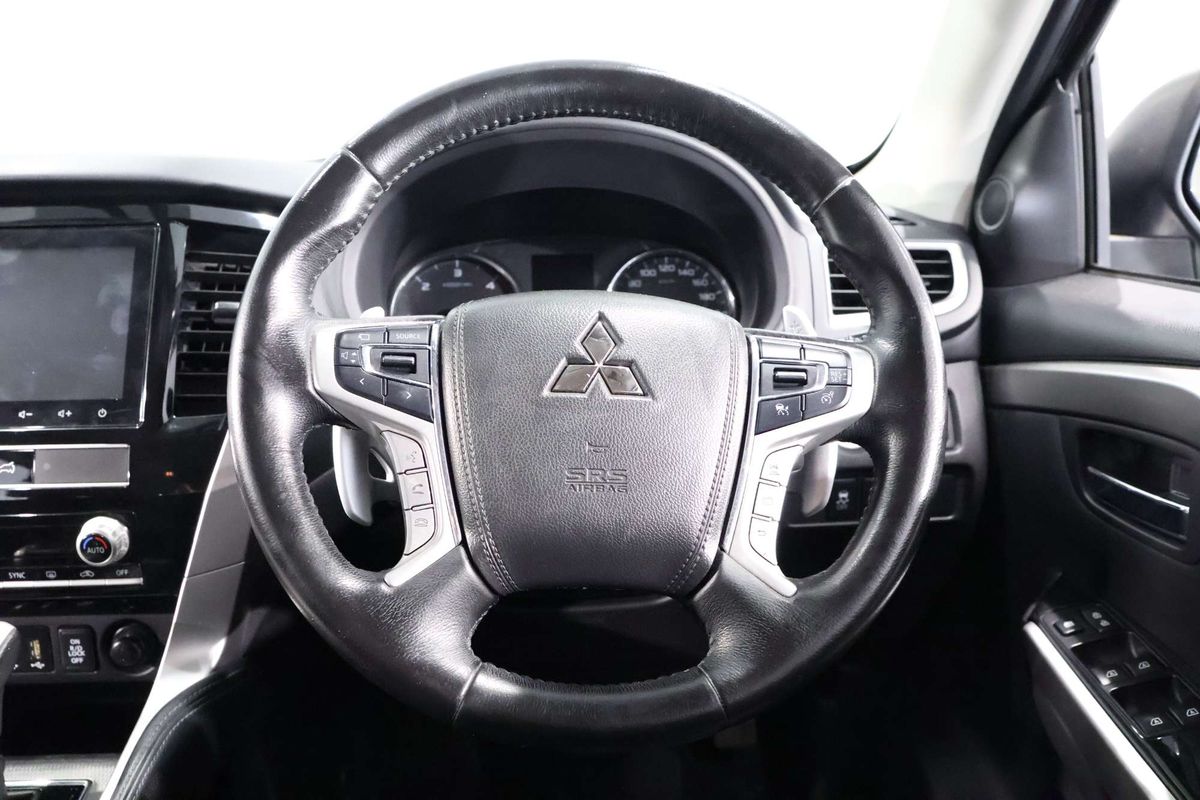 2022 Mitsubishi Pajero Sport GLS QF
