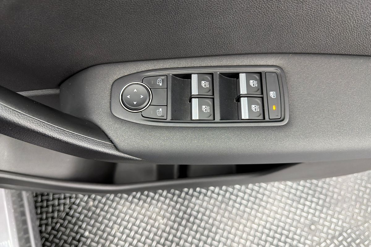 2025 Mitsubishi ASX LS XE