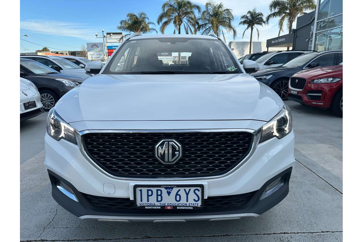 2018 MG ZS Essence AZS1