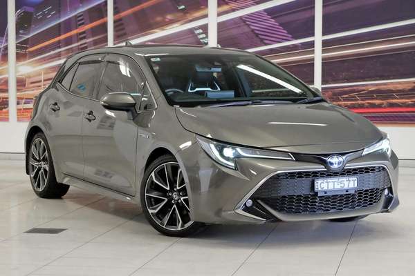 2019 Toyota Corolla ZR Hybrid ZWE211R