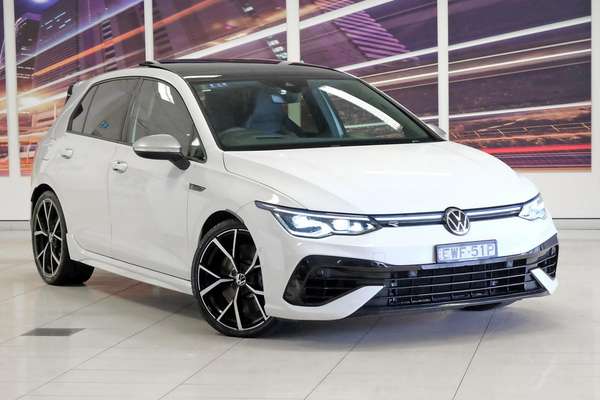 2022 Volkswagen Golf R 8