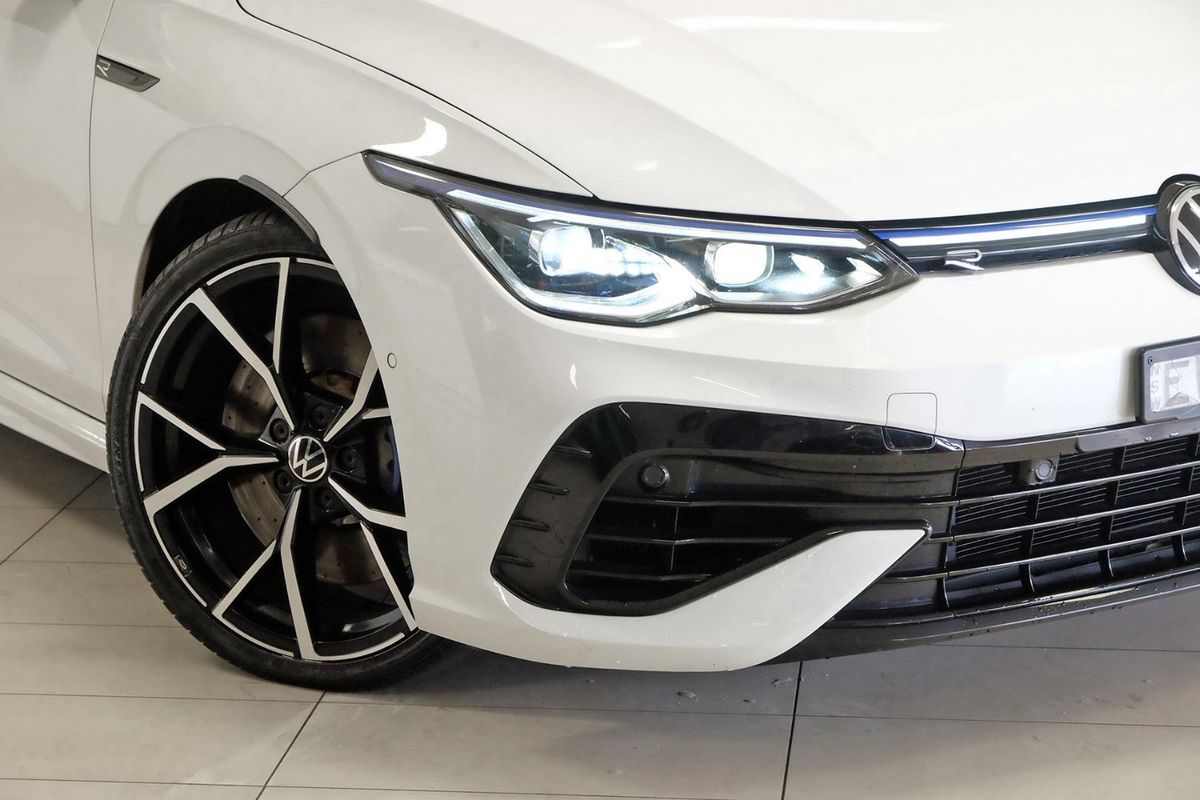 2022 Volkswagen Golf R 8 image 6