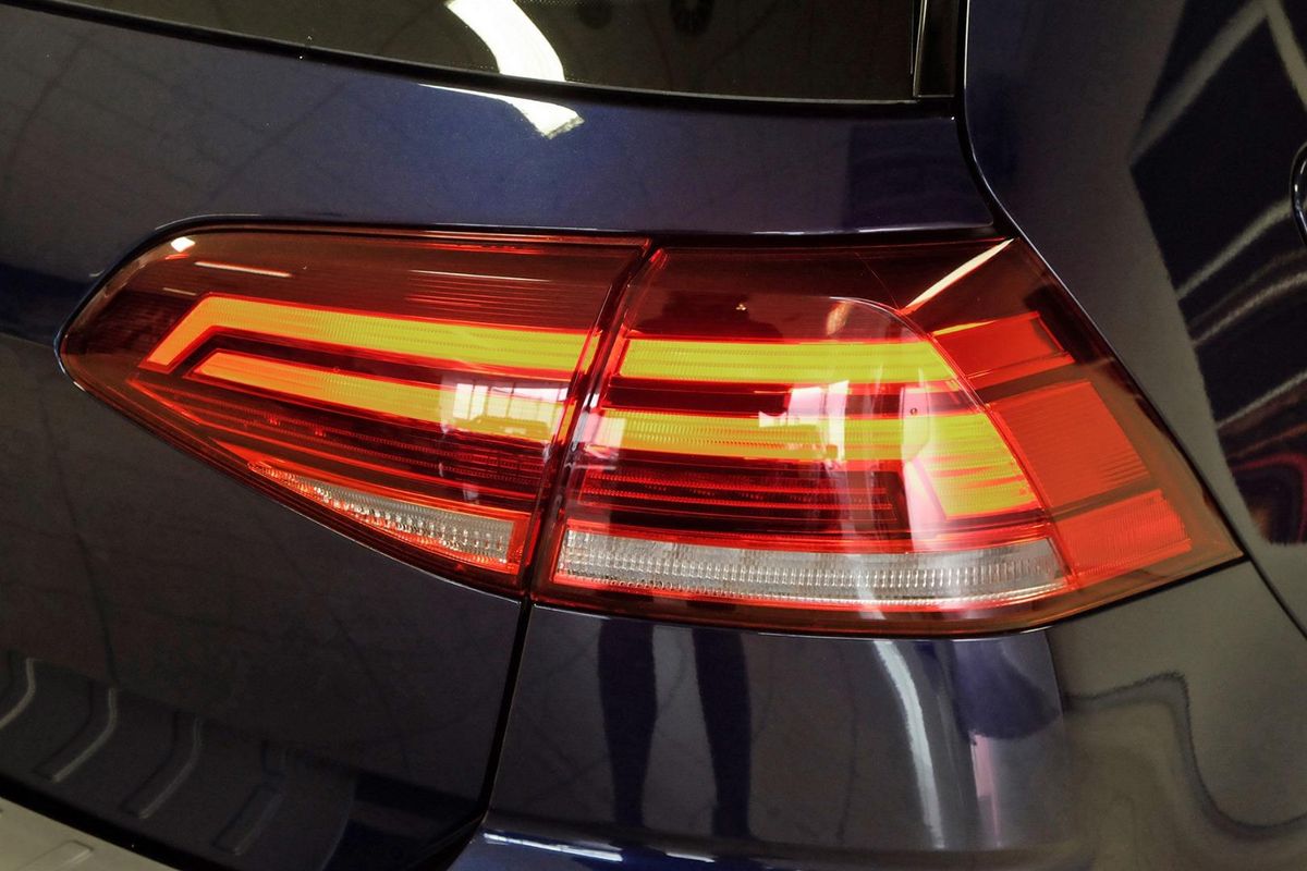 2020 Volkswagen Golf GTI 7.5 image 21