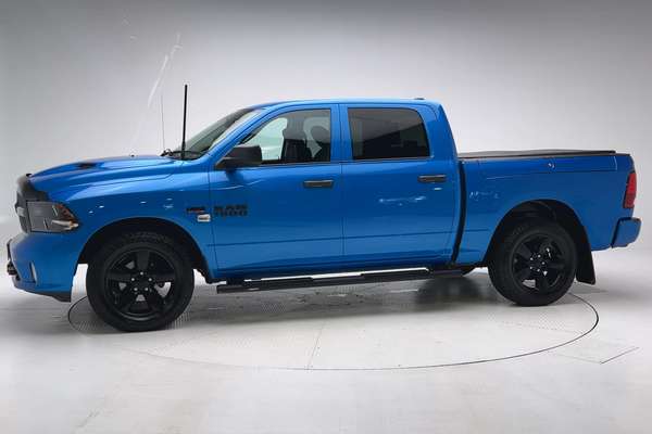2020 RAM 1500 Express DS 4X4 SWB thumb-6