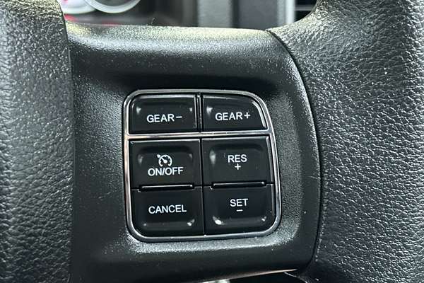 2020 RAM 1500 Express DS 4X4 SWB thumb-17