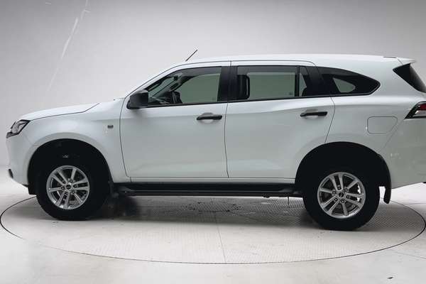 2022 Isuzu MU-X LS-M thumb-7