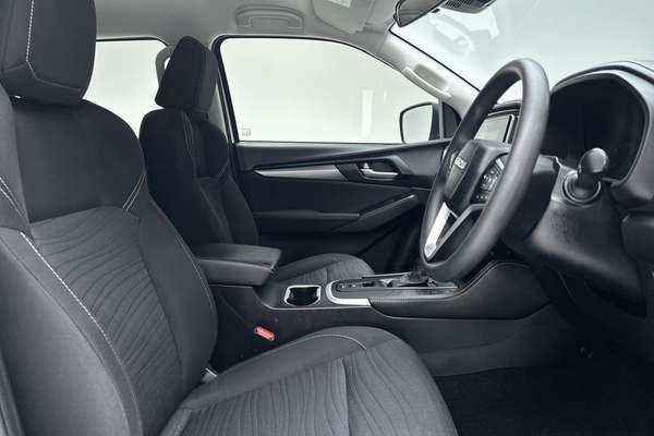 2022 Isuzu MU-X LS-M thumb-12