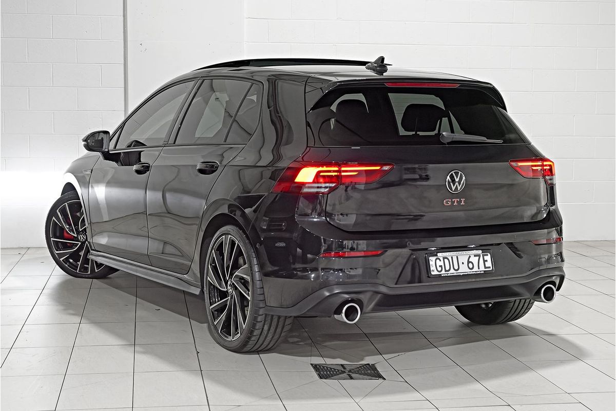 2023 Volkswagen Golf GTI 8