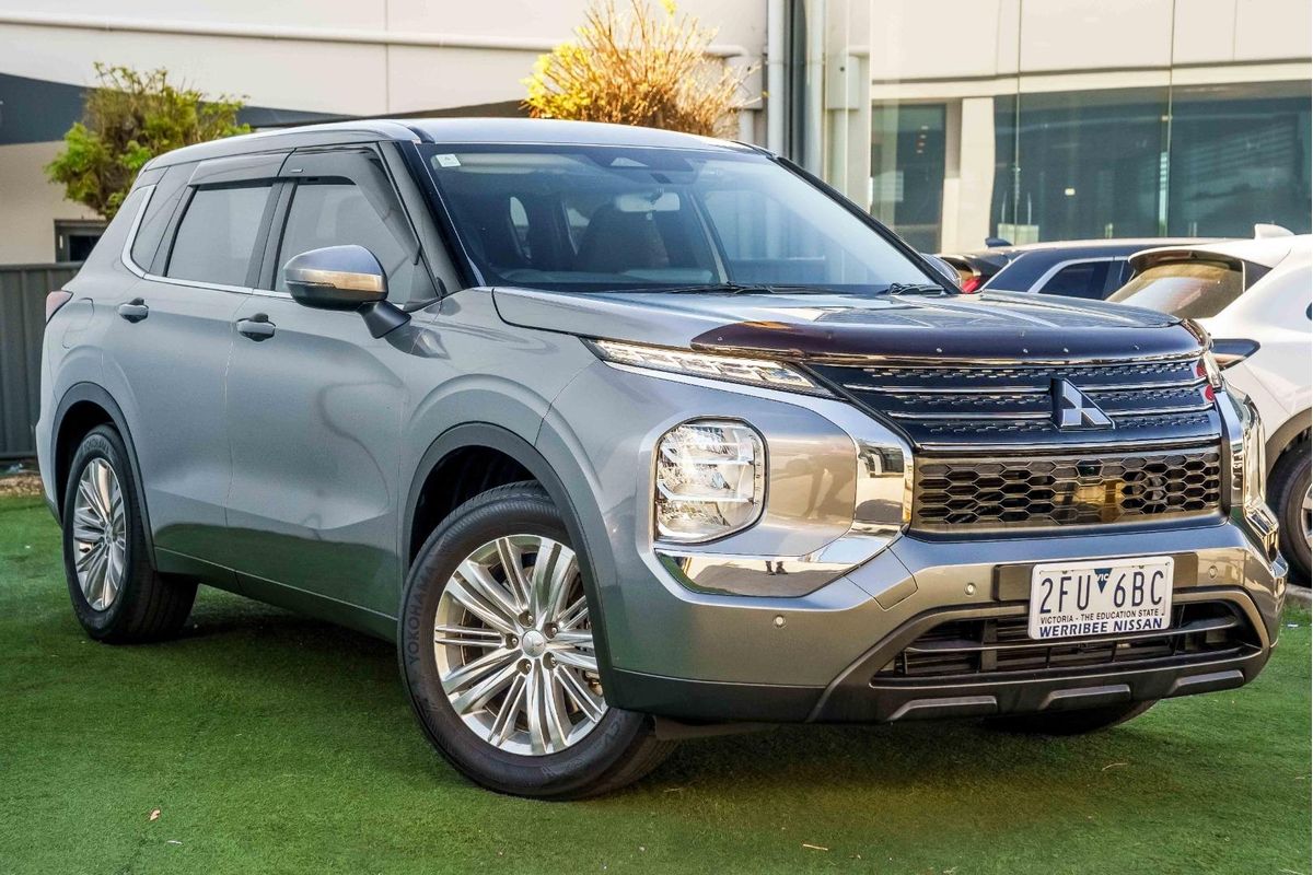 2021 Mitsubishi Outlander ES ZM