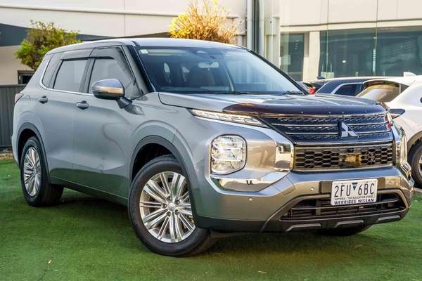 2021 Mitsubishi Outlander ES ZM