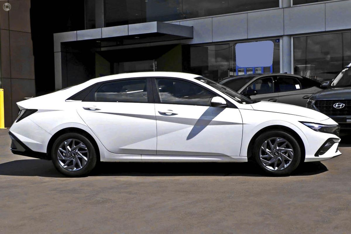 2026 Hyundai i30 Hybrid CN7.V4