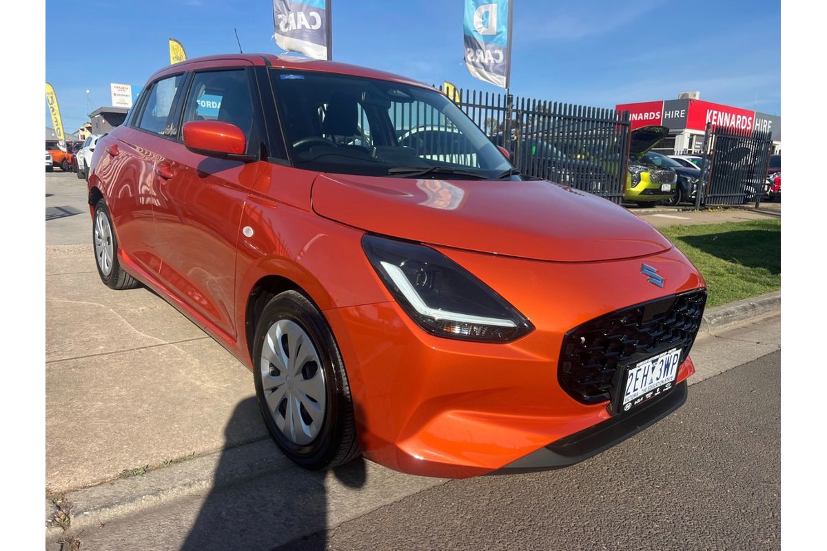 2025 Suzuki Swift Hybrid UZ