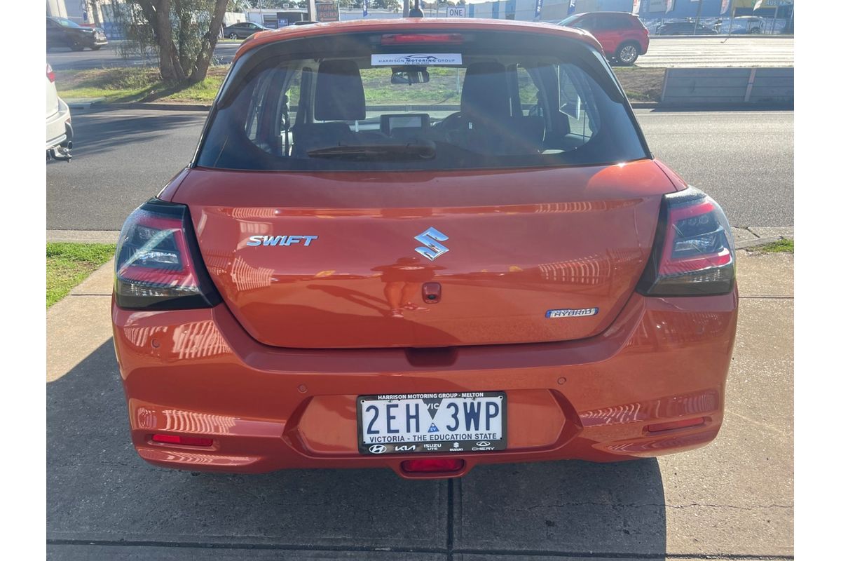 2025 Suzuki Swift Hybrid UZ image 5