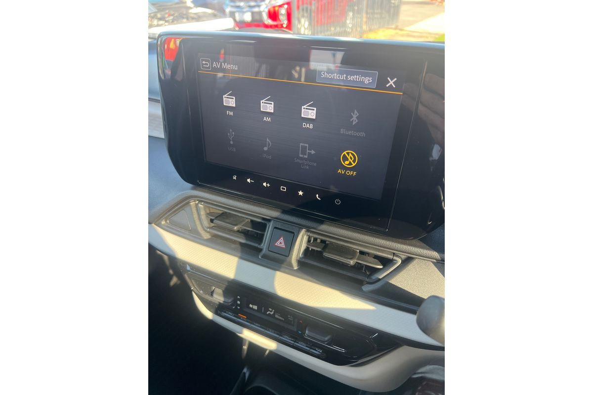 2025 Suzuki Swift Hybrid UZ image 15