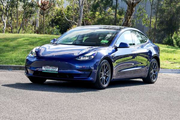 2021 Tesla Model 3 Standard Range Plus