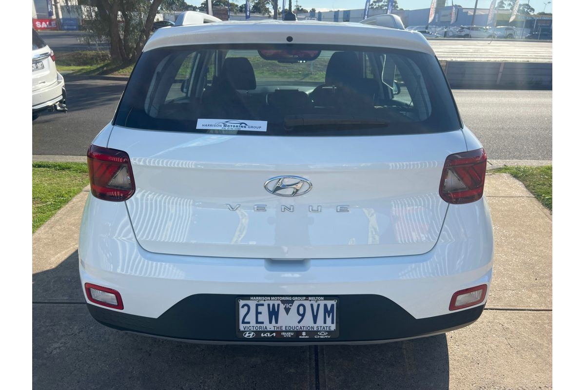 2025 Hyundai Venue QX.V5 image 5
