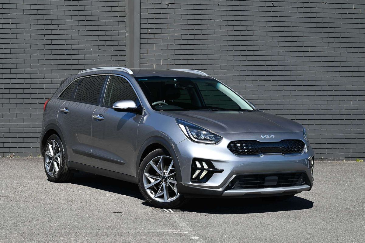 2022 Kia Niro Hybrid Sport DE