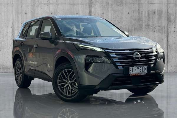 2026 Nissan X-TRAIL ST T33