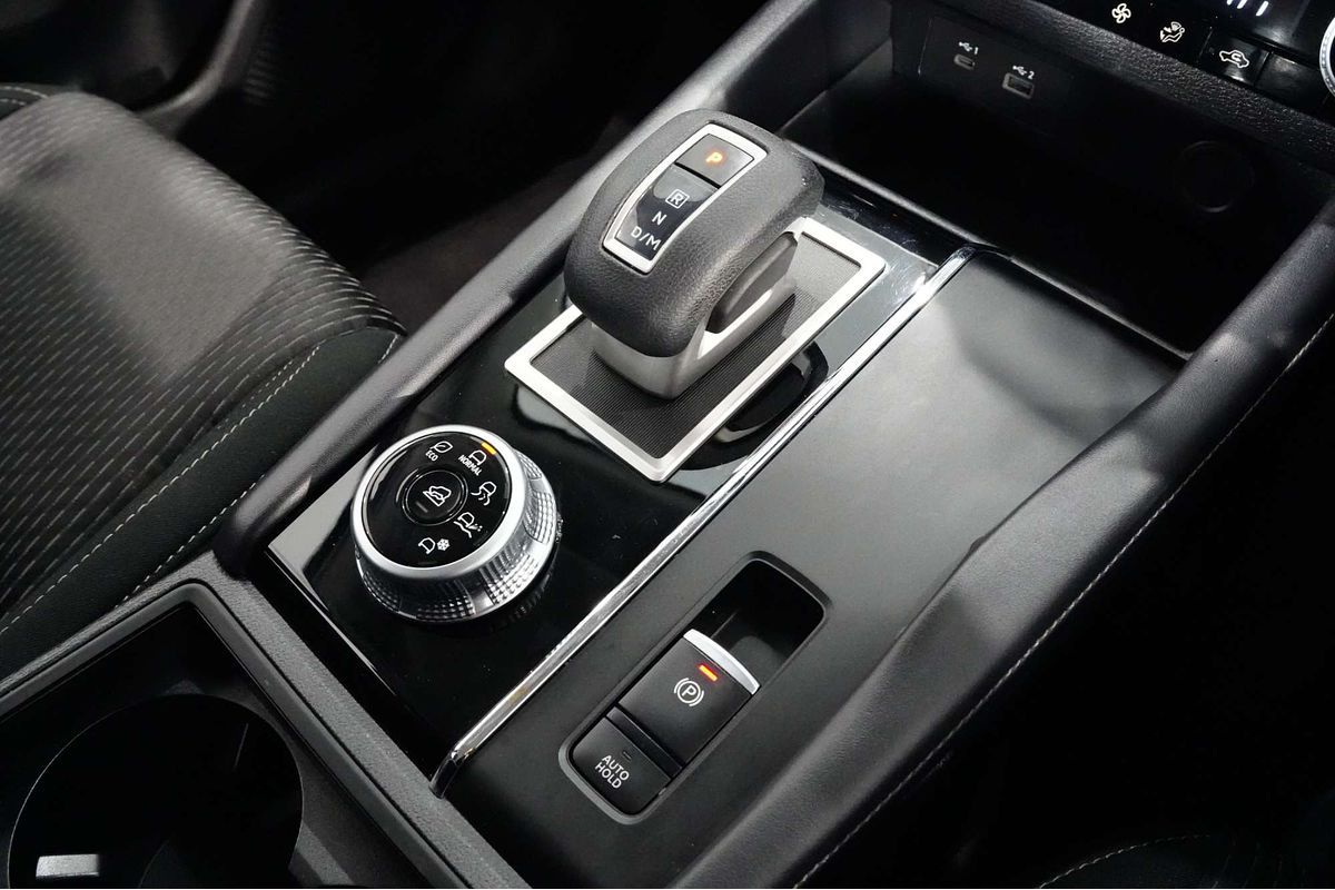 2022 Mitsubishi Outlander ES ZM