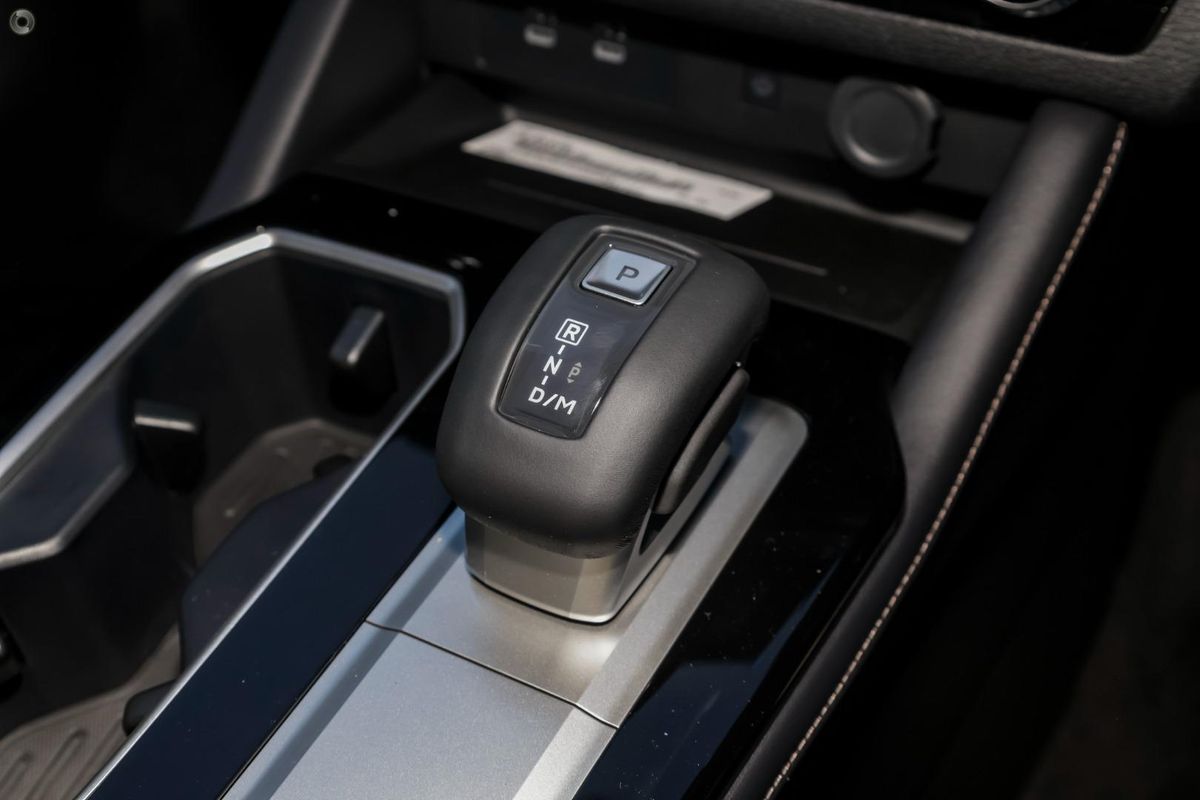 2026 Mitsubishi Outlander Black Edition ZM