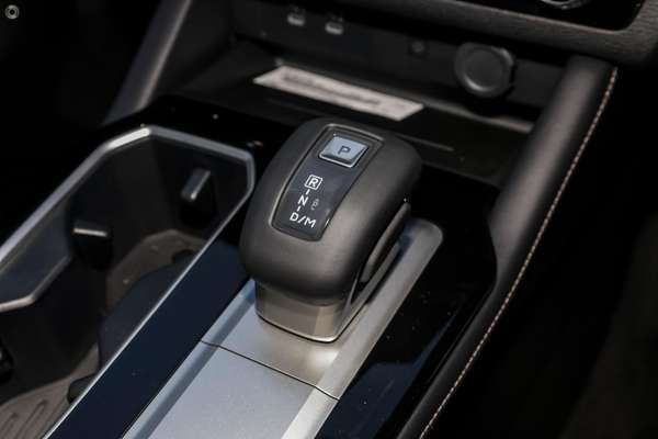 2026 Mitsubishi Outlander Black Edition ZM