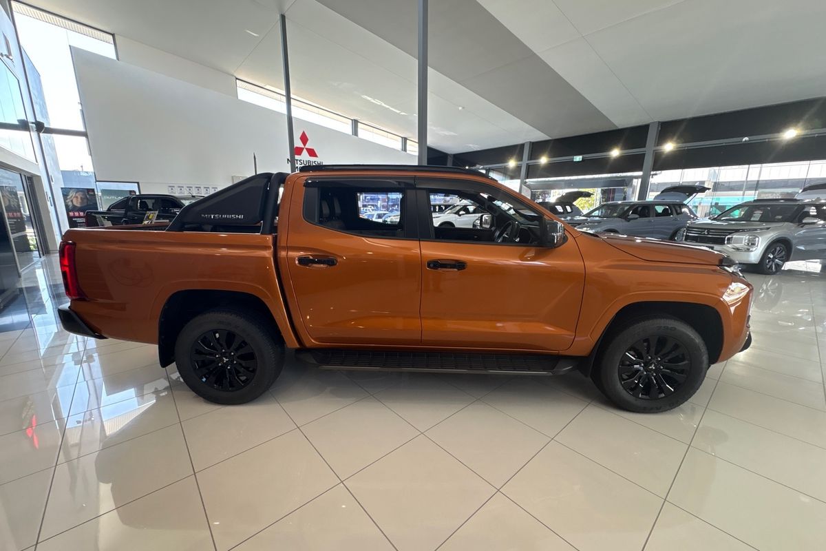 2025 Mitsubishi Triton GSR Special Edition MV 4X4
