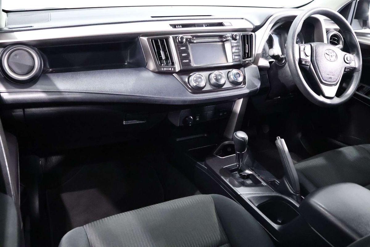 2018 Toyota RAV4 GX ZSA42R