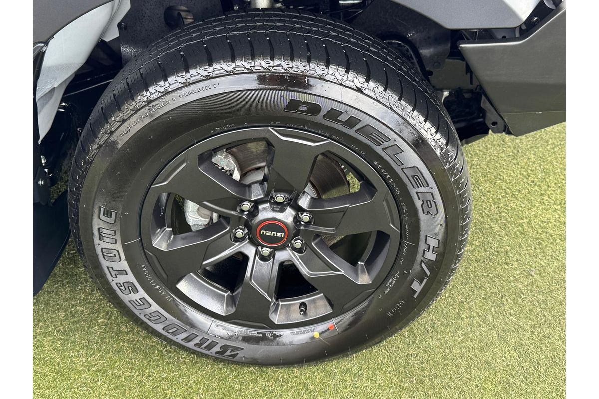 2024 Isuzu D-MAX X-TERRAIN 4X4 image 3