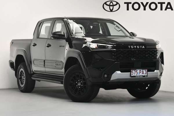 2025 Toyota Hilux SR 48V GUN227R 4X4