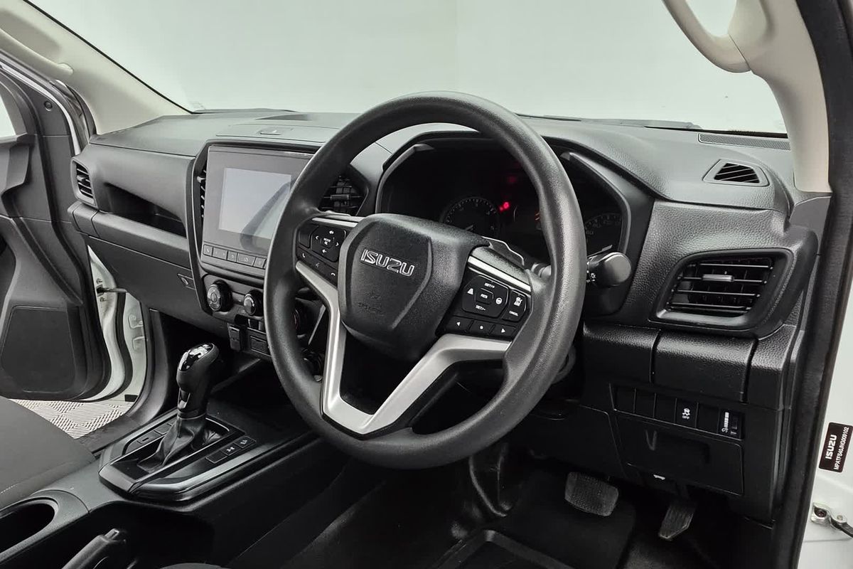 2022 Isuzu D-MAX SX 4X4