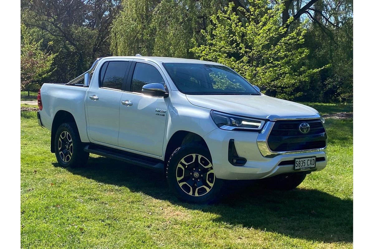 2023 Toyota Hilux SR5 GUN126R 4X4