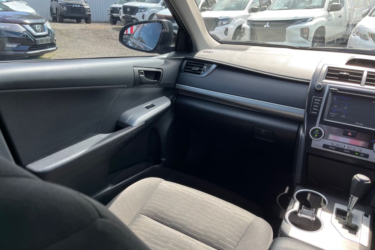 2017 Toyota Camry RZ ASV50R