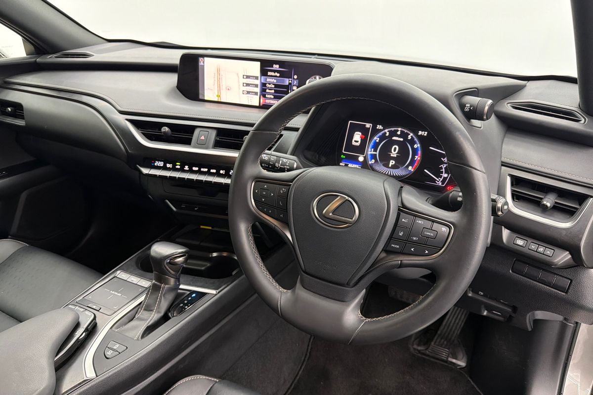 2019 Lexus UX UX200 Luxury MZAA10R