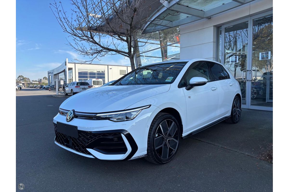 2026 Volkswagen Golf 110TSI R-Line 8.5