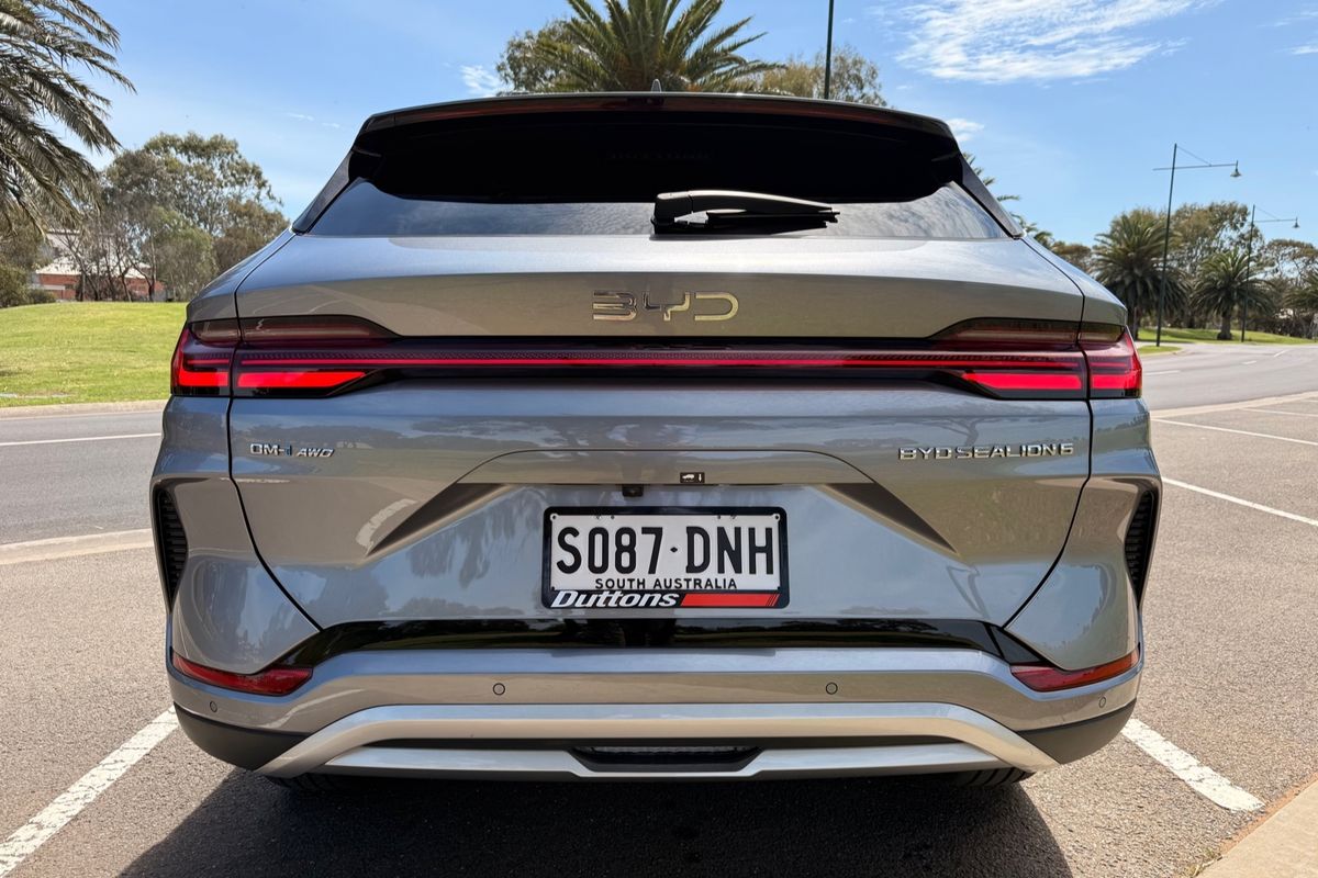 2025 BYD SEALION 6 Premium Extended Range