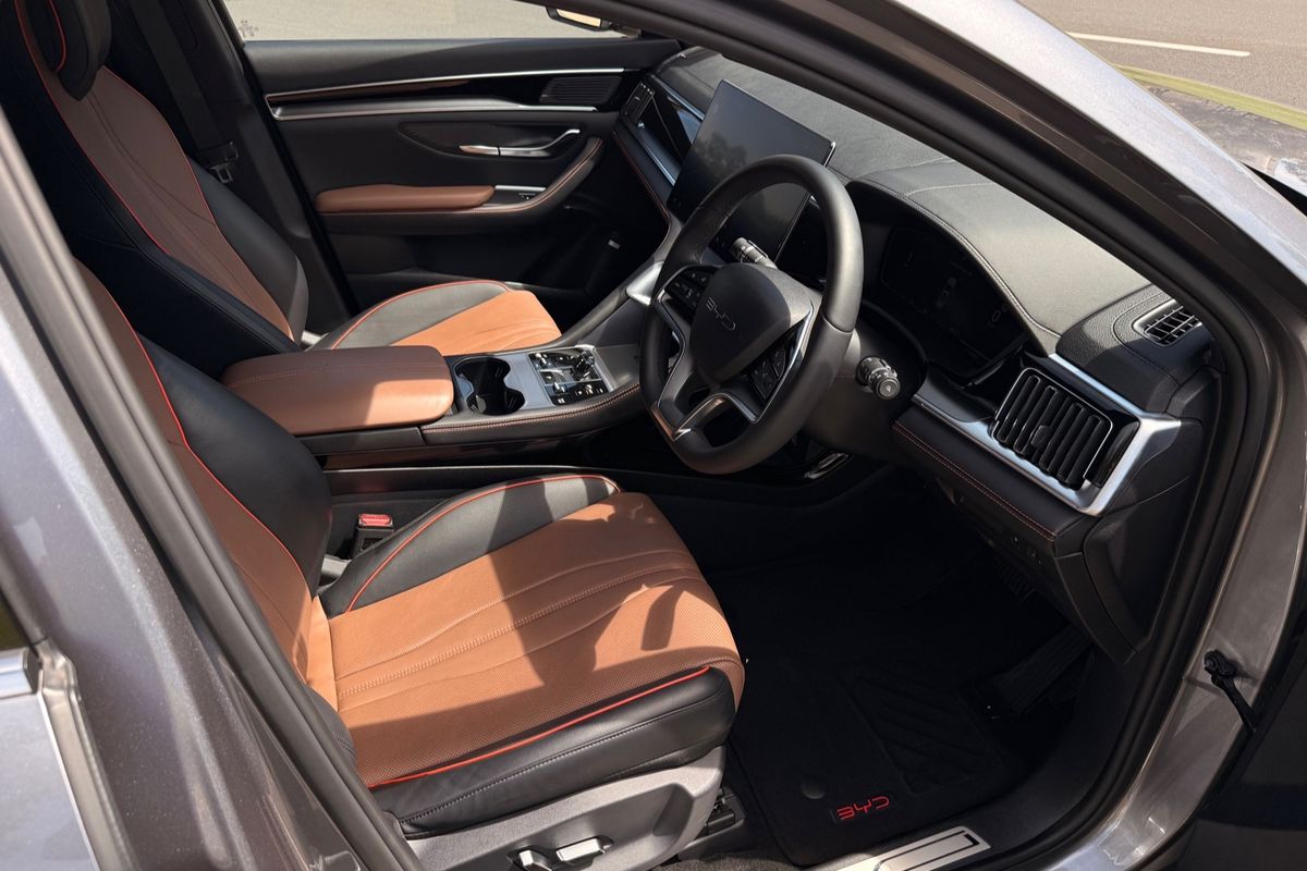 2025 BYD SEALION 6 Premium Extended Range