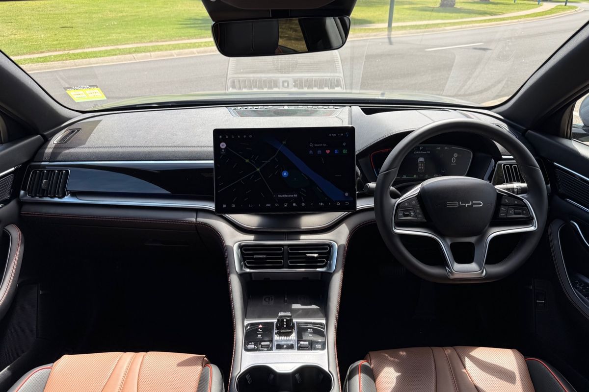 2025 BYD SEALION 6 Premium Extended Range
