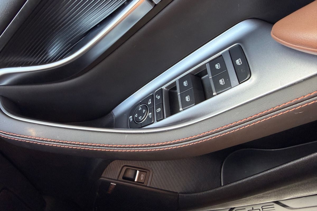 2025 BYD SEALION 6 Premium Extended Range