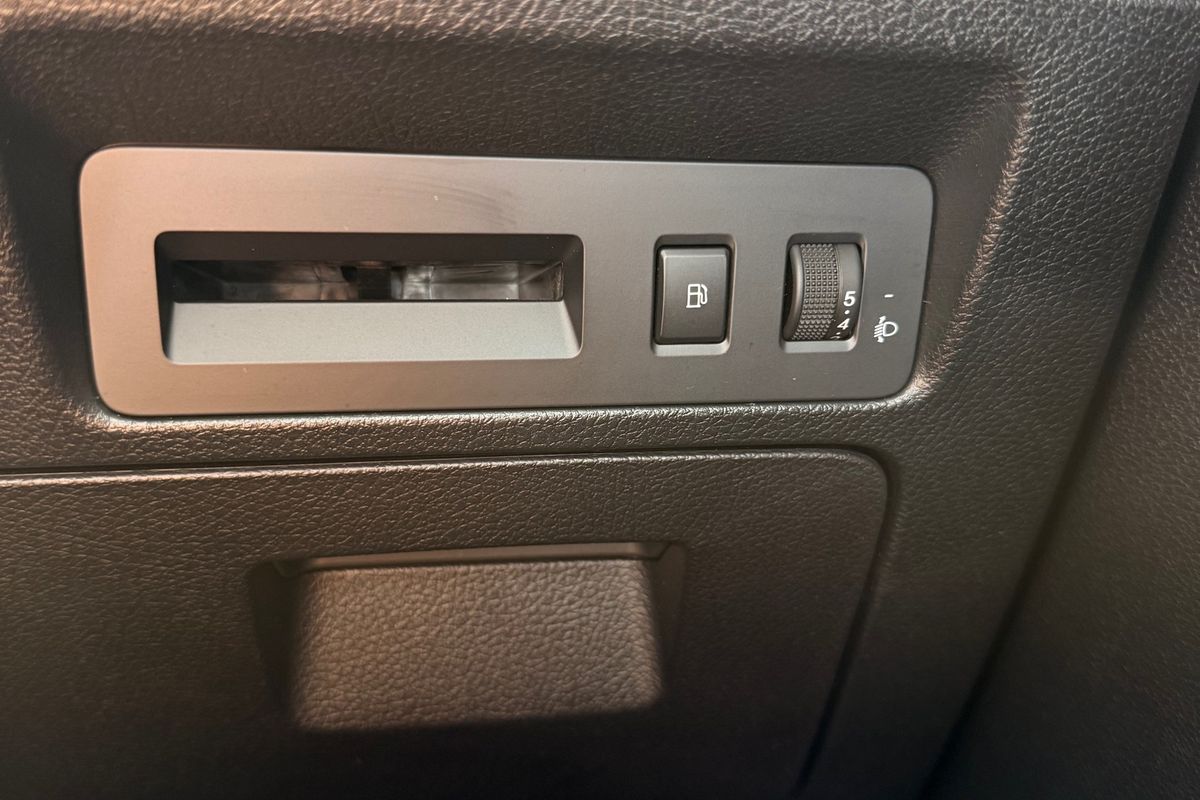 2025 BYD SEALION 6 Premium Extended Range