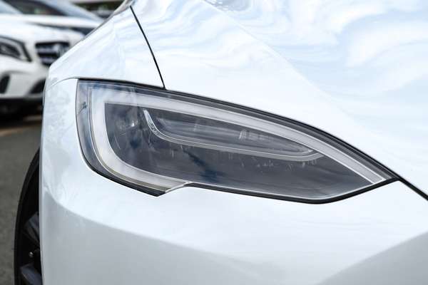 2017 Tesla Model S 75D thumb-1