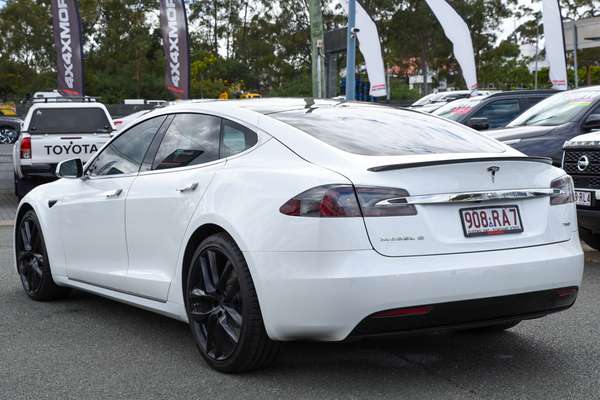 2017 Tesla Model S 75D thumb-5