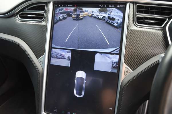 2017 Tesla Model S 75D thumb-12
