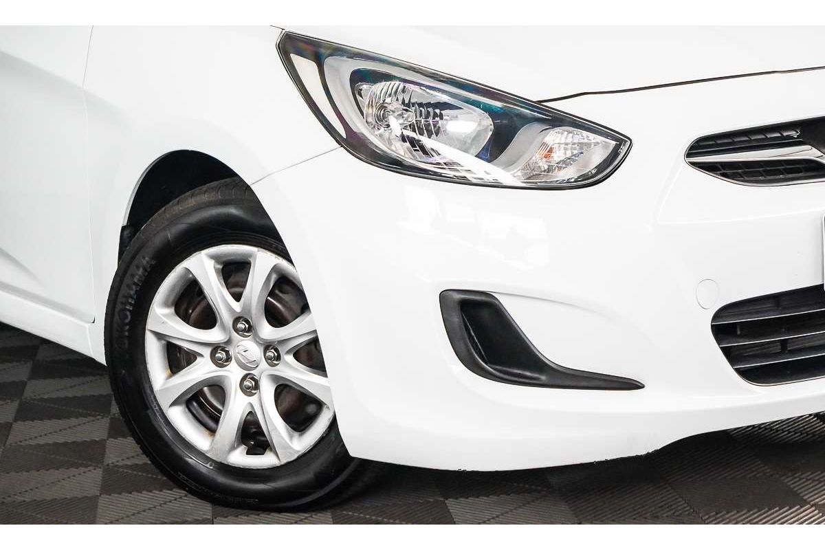 2013 Hyundai Accent Active RB
